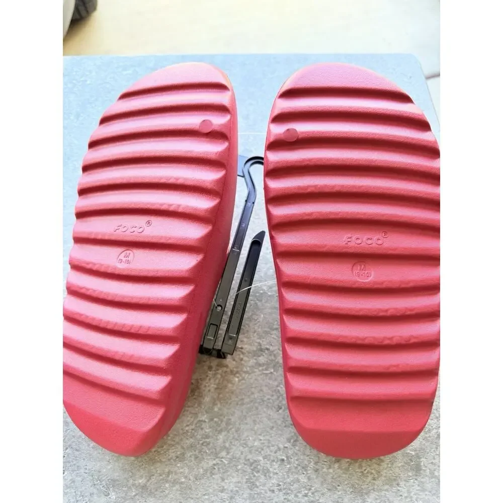 FOCO San Francisco 49ers Cheeky Slides M 9-10 NWT